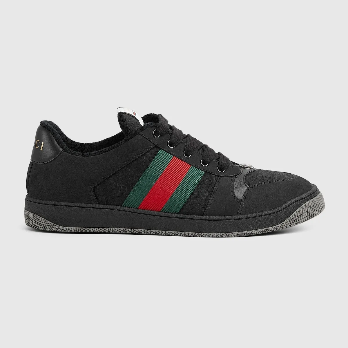 P620 Ceiling Level🔥🔥GUC**🔥🔥Screener Series Couple Decorated Web Sneakers This single product is from the Gucci Lido series, and its design is inspired by the summer style and beach clubs of the Italian coast. The Screener series of sneakers are inspired by classic sneakers from the 1970s, and the name is taken from the defensive moves in sports. This 2024 early autumn series of shoes is crafted from black rubber (a technical and malleable opaque material), with striped webbing on both sides and a Gucci printed embossed logo on the heel. Male 39-44 (customized at 38.45)